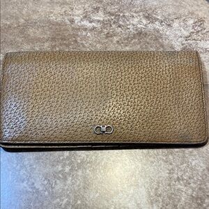 Salvatore Ferragamo Ganichi Tan Women's Wallet